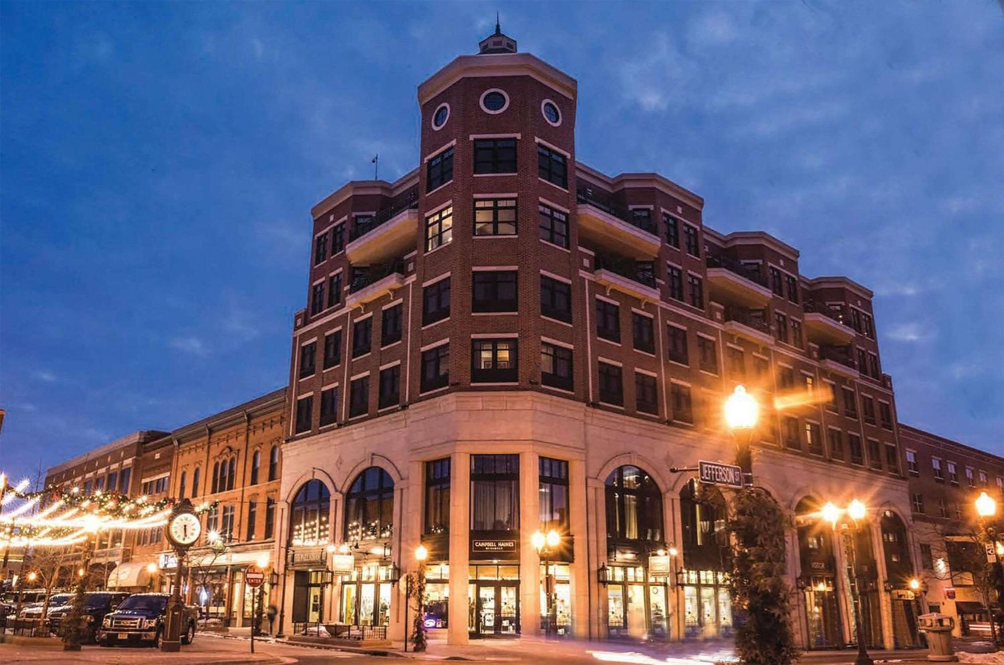 Jefferson Street Inn, A Member Of Radisson Individuals Wausau Exterior photo